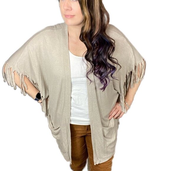 All @ Once light brown fringe pocket batwing knit cardigan. Size medium - Picture 2 of 10
